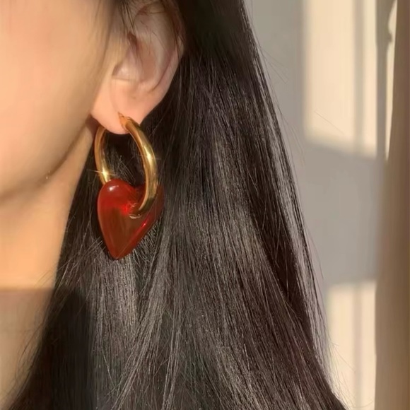 New Punk Vintage Metal Hoop Red Heart Drop Earrings for Women - Picture 3 of 4